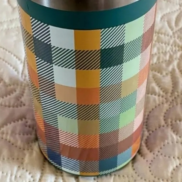 ❤️BUY 2 GET 1 FREE  Paper & Source Green and Blue Plaid Travel Mug, $22.99US - Picture 3 of 6